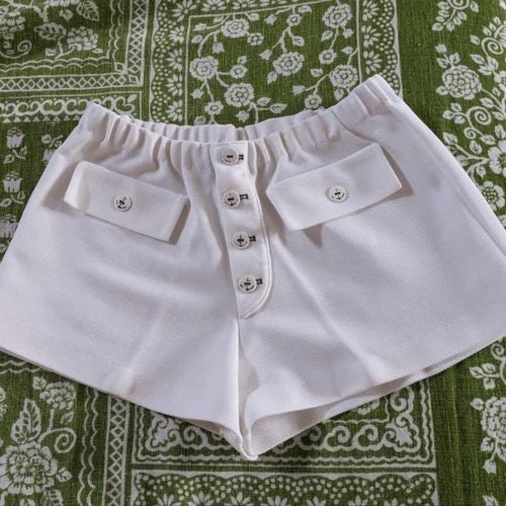 Beeline Fashions‎ vintage white nautical shorts